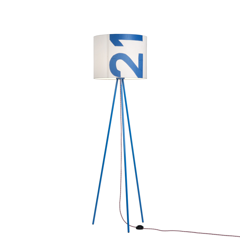 Blau-Blau-Montage-freigestellt-weiß-web