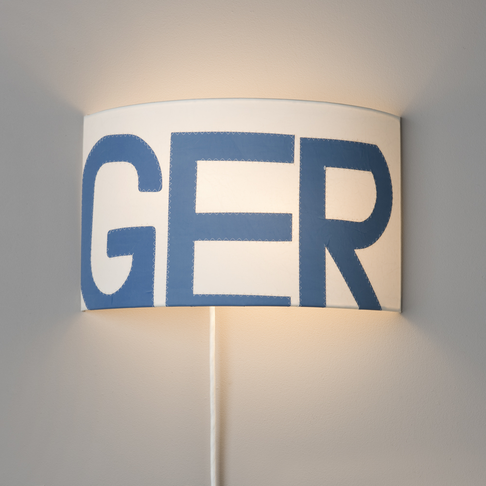 Lampe-wand-blau-lumbono